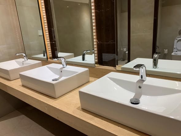 Aquasol catalogue image 24